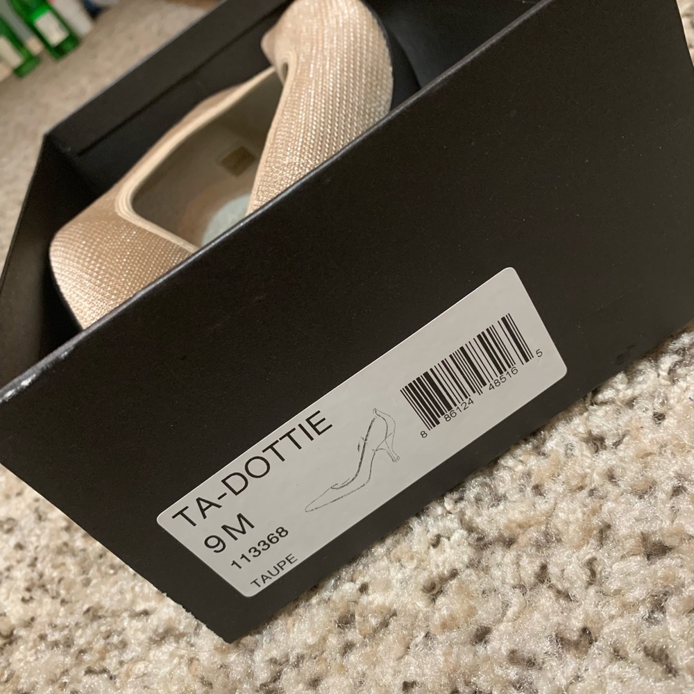 Tahari heels